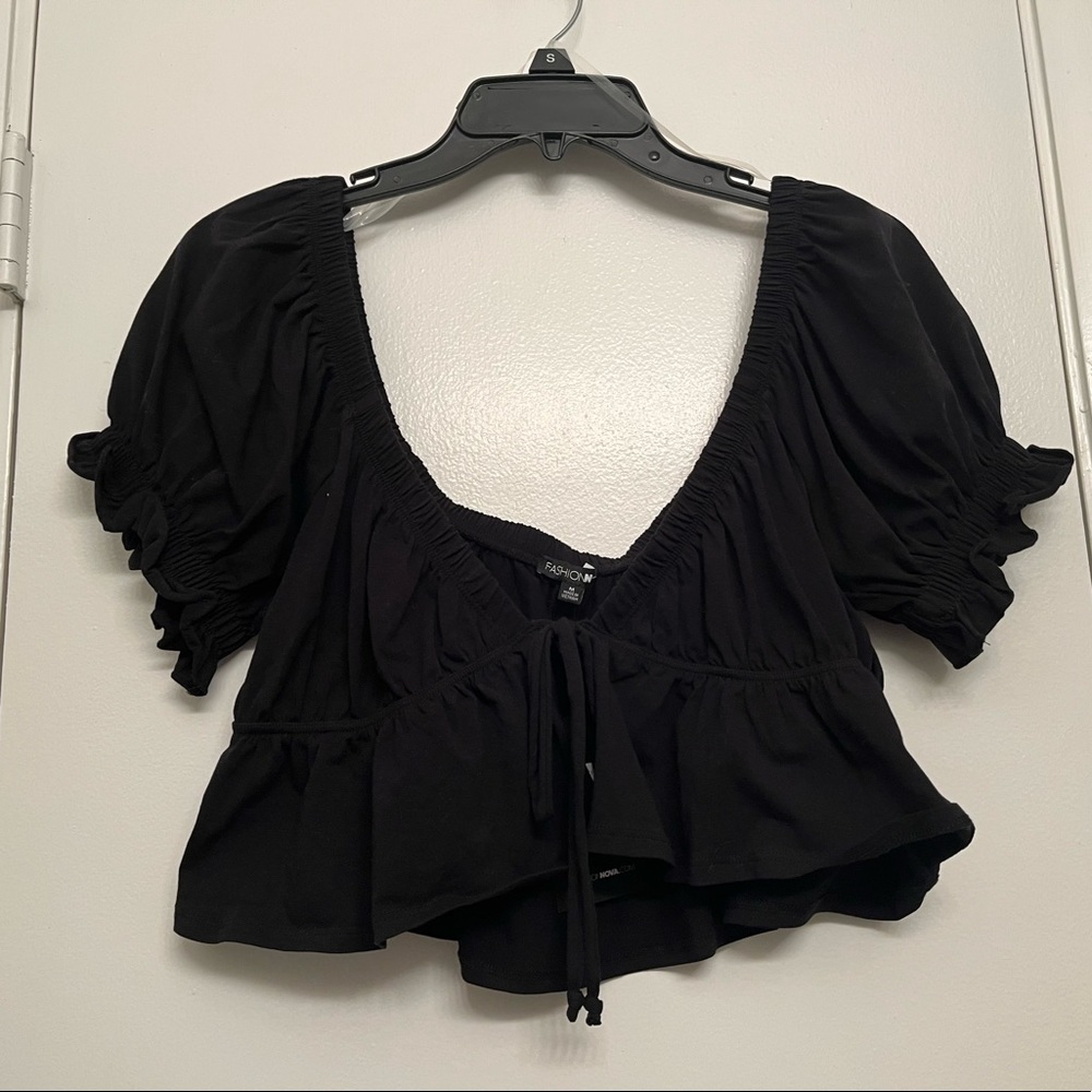 Fashion Nova Puffy Sleeve Crop Top